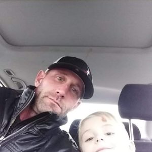 Meet your Posher, Travis